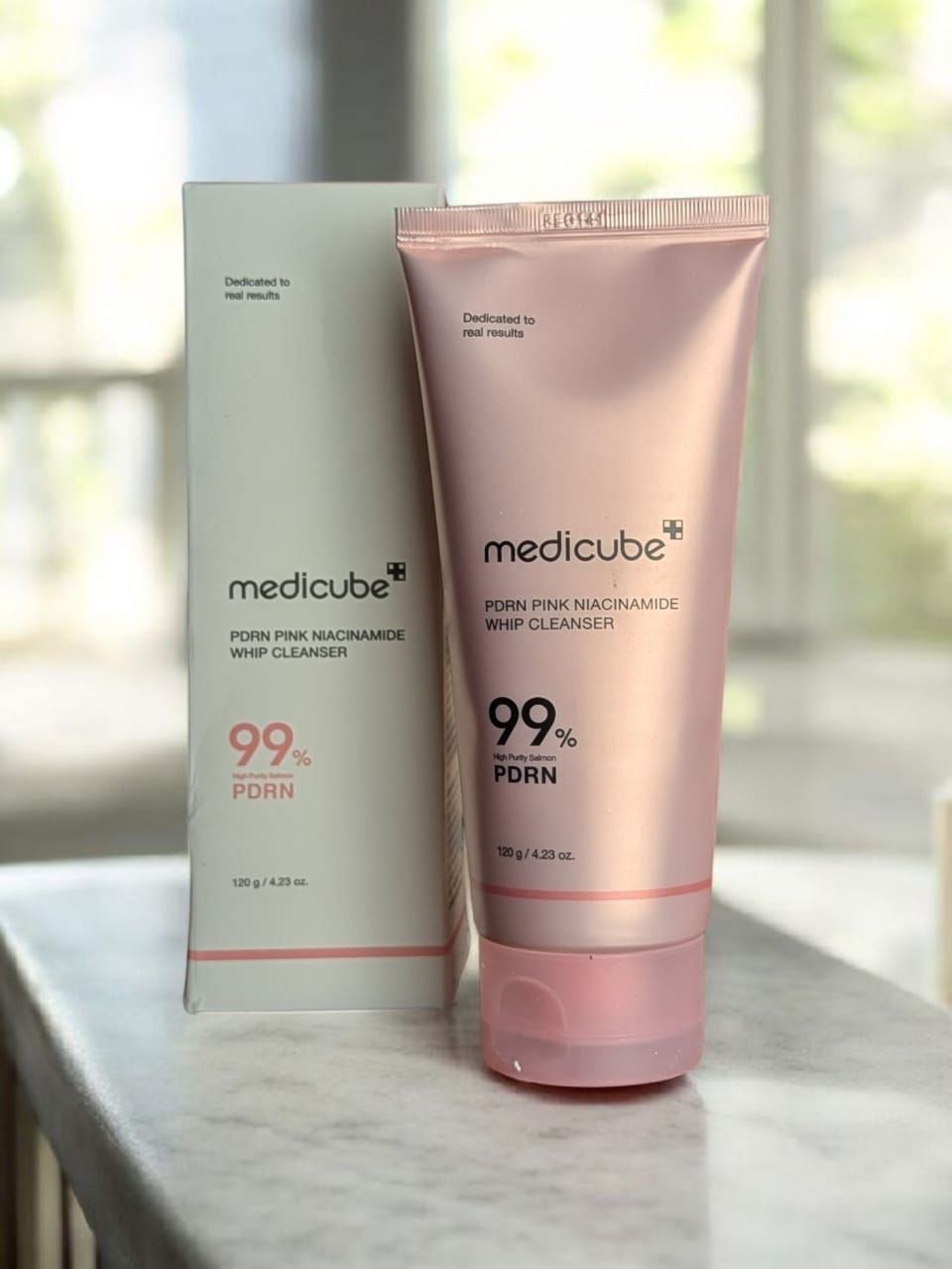 Medicube PDRN PINK NIACINAMIDE
WHIP CLEANSER